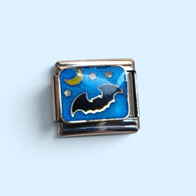 چارم ایتالیایی مدل خفاش