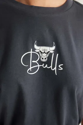 تیشرت آستین کوتاه یقه کوتاه Nba Chicago Bulls C6311ax24hs C6311AX24HS