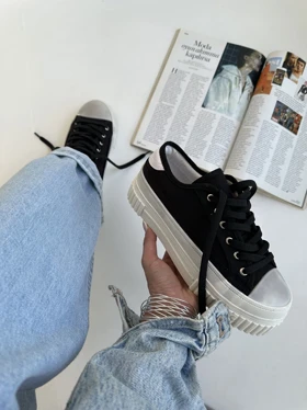 ونس ZARA