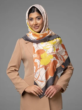 روسری نخ چلچراغ سوسن