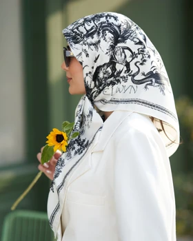 روسری ابریشم توییل دوردستدوز (قواره صد) 30176