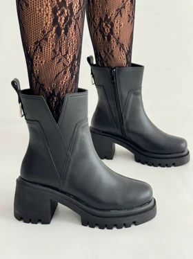 پاشنه نیم بوت یقه وی 1382