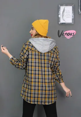 پالتو چهارخونه داخل ببعی