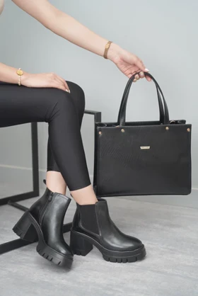 بوت طبی زنانه دلوین