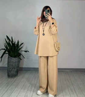 ست مانتو و شلوار پارنا 3