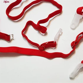 ست شورت و سوتین زنانه مدل فنردار قرمز برتا کد 5108-4032-R به همراه نگهدارنده جوراب