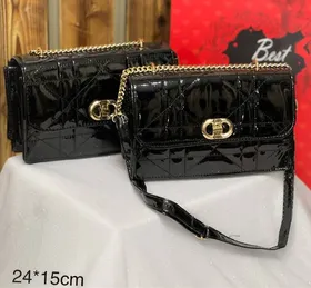 کیف زنانه مشکی ورنی