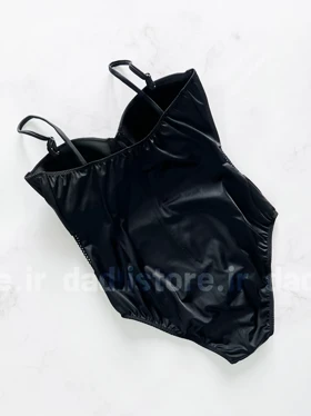 مایو یک تکه کاپ‌دار مشکی کمرتور