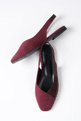 کالج زنانه میوگوستو mio-gusto