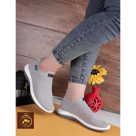 کتانی بافتی اسکیچرز زنانه