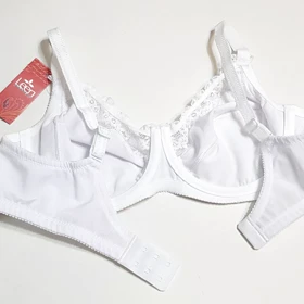 سوتین برند لین فنردار کد 606 سفید