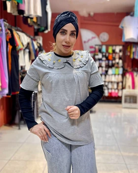 تی‌شرت گلدوزی
