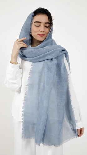 شال چهارخونه دور ریش