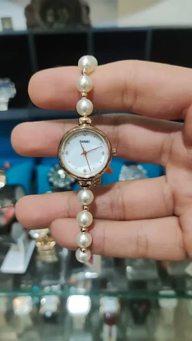 ساعت دستبندی اسکمی
