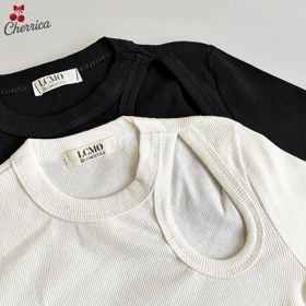 بلوز یقه گرد اشکی سفید و مشکی