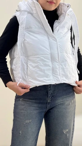 پافر کلاهدار سپید