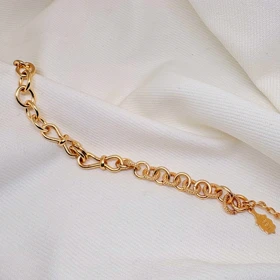 دستبند برند شین مدل «پیوند طلایی» | با آبکاری طلای 24 عیار و بافت چندگانه