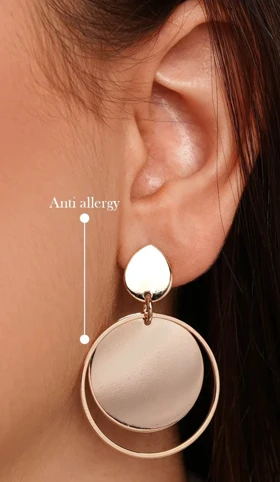 گوشواره میخی طرح گرد آینه ای فوق العاده خاص و باکلاس برند ژوپینگ