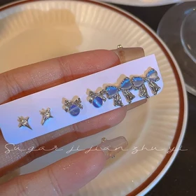 پک گوشواره پاپیون آبی