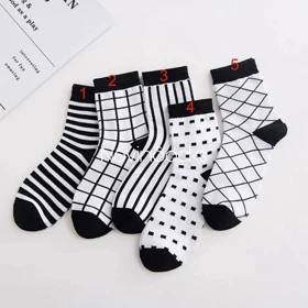 جوراب مچی خط و نقطه