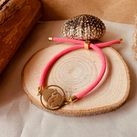 دستبند ماه تولد ماه اسفند