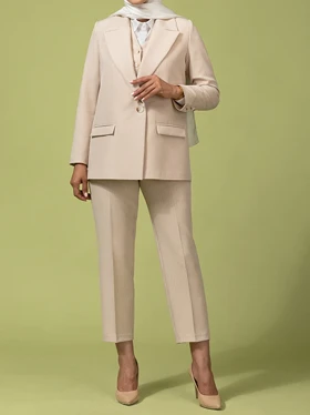 کت زنانه کلاسیک کرپ دیپلمات یقه انگلیسی دارای جیب مهنام