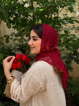 روسری دانتل