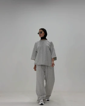 تی‌شرت و شلوار فری سایز