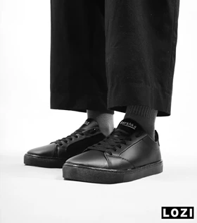 کفش کتانی مردانه مشکی BERSHKA