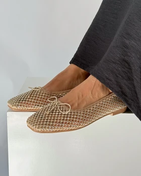 کفش عروسکی نگین تور