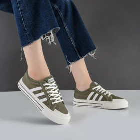 کفش و کتانی زنانه و دخترانه مدل آدیداس ADIDAS رنگ یشمی سفید کد F106