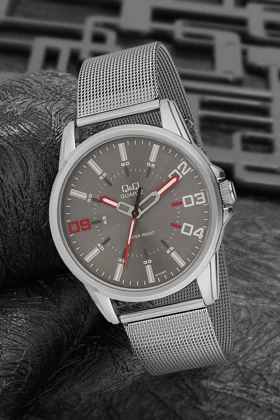 ساعت qandq qandq