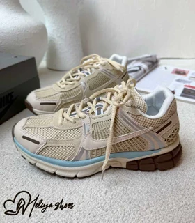کتانی نایک ومرو nike vomero