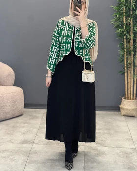 کت و سارافون سوزن‌دوزی