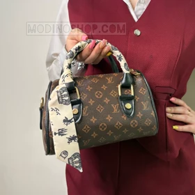 کیف صندوقی زنانه طرح برند کد 2095