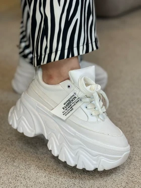 KL111 - کتانی لژ دار فشن 111