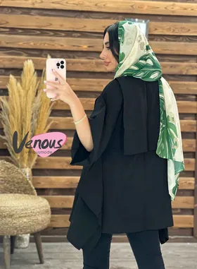 مانتو پولیتی دکمه چوبی