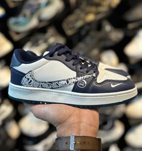 کتانی زنانه ترویس سرمه ای سفید