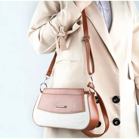 کیف پاسپورتی تک بند حلقه کنفی