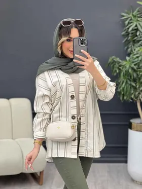 مانتو راه راه دکمه چوبی