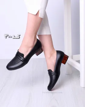 کفش پاشنه چوبی
