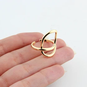 انگشتر دخترانه طرح منحنی خاص