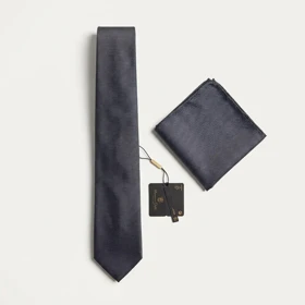 کراوات و پوشت دستدوز طرح لیزارد برند Massimo Dutti (سرمه ای آنتراسیت)
