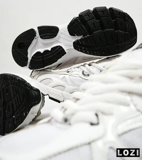 کفش کتانی مردانه و زنانه سفید مشکی ADIDAS astir