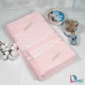 حوله حمامی منیل رنگ گلبهی روشن