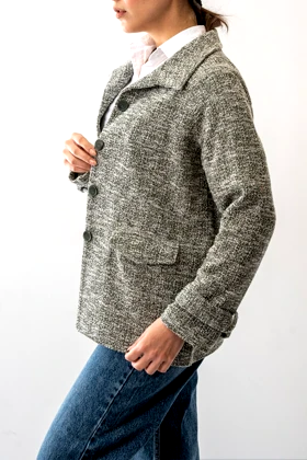 پالتو کوتاه جیب‌دار زنانه