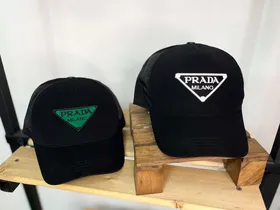 کلاه بیسبالی پرادا