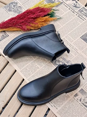 نیم بوت پشت منگوله