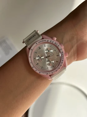 ساعت امگا لایت