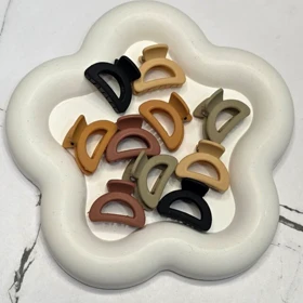 کلیپس حلالی